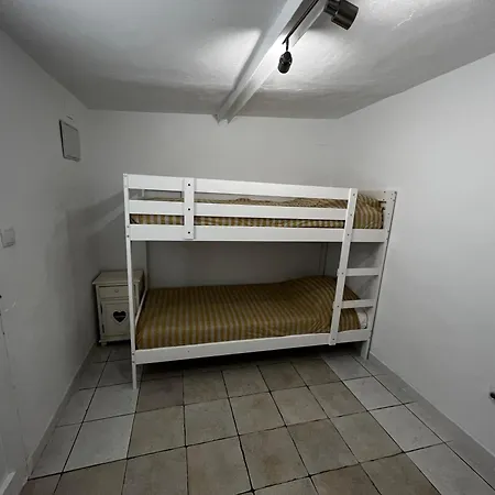 Casa El Girasol, Rustig Gelegen Kindvriendelijke 10 P Villa Montroy